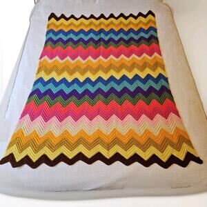 Vintage Hand Made Afghan Crocheted Grandma Granny Couch Bed Approx. 58"×50" READ